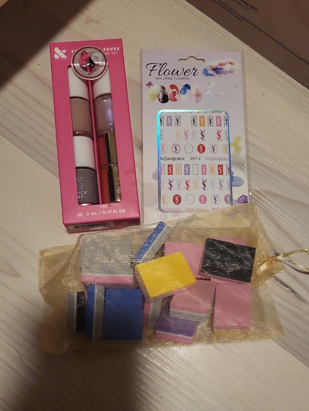 Stocking Stuffer Lot - Picture 2 of 3